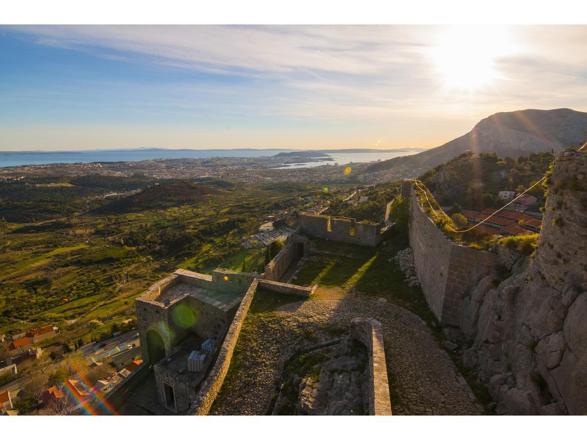 Villa O'Zrna Klis Екстериор снимка