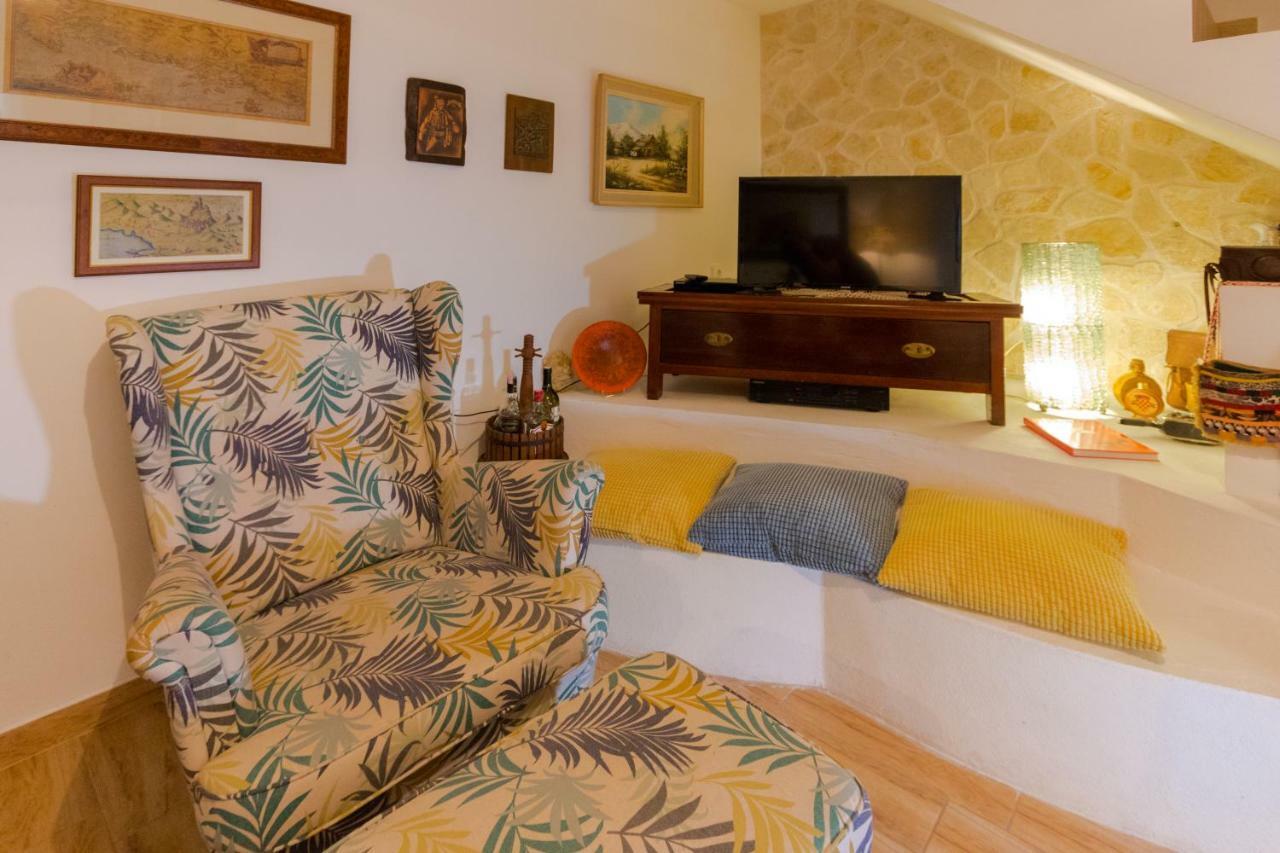 Villa O'Zrna Klis Екстериор снимка