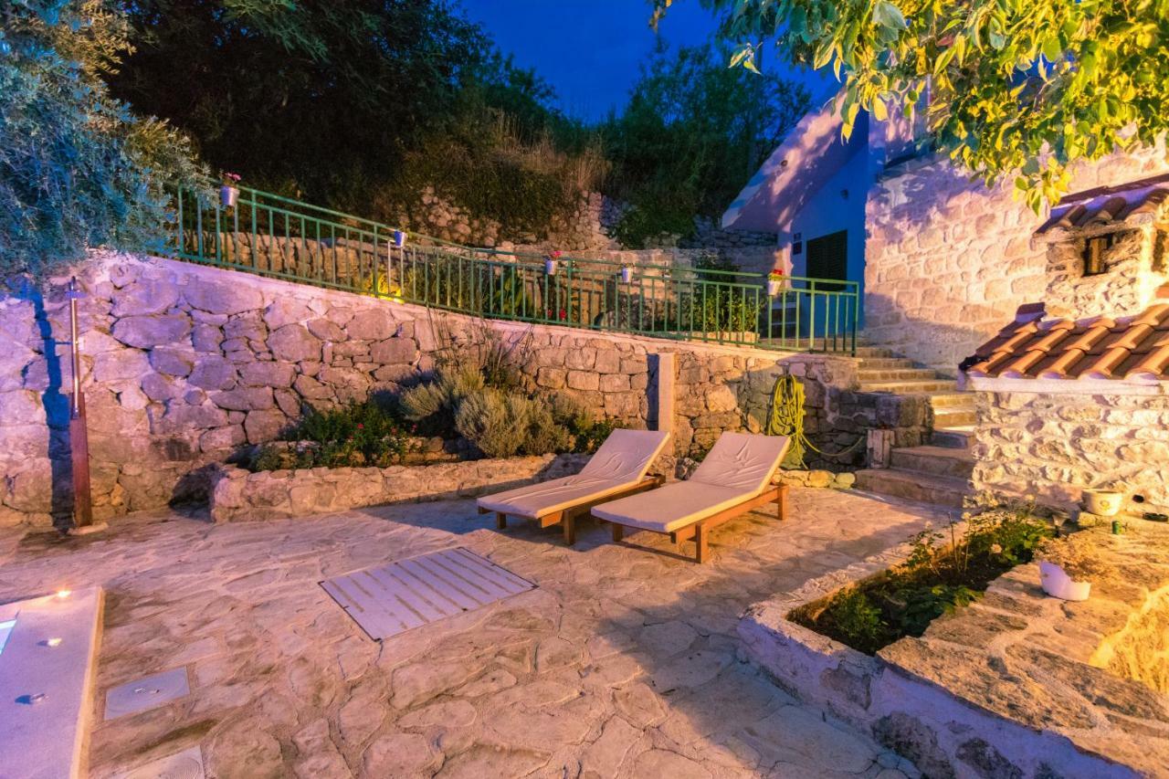 Villa O'Zrna Klis Екстериор снимка