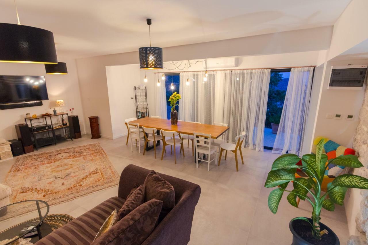 Villa O'Zrna Klis Екстериор снимка