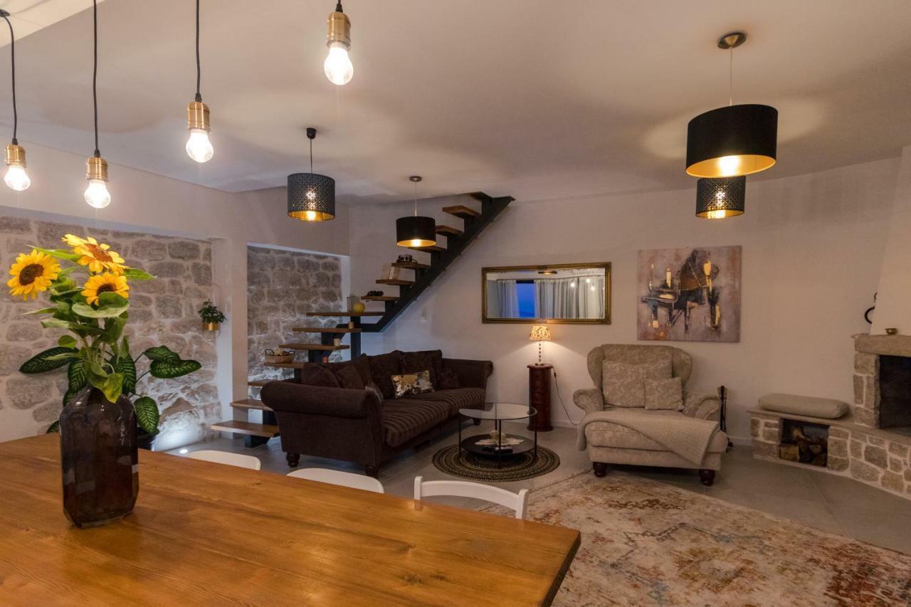 Villa O'Zrna Klis Екстериор снимка
