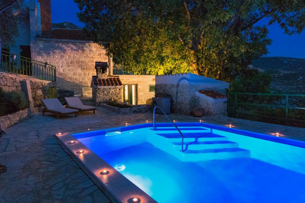 Villa O'Zrna Klis Екстериор снимка