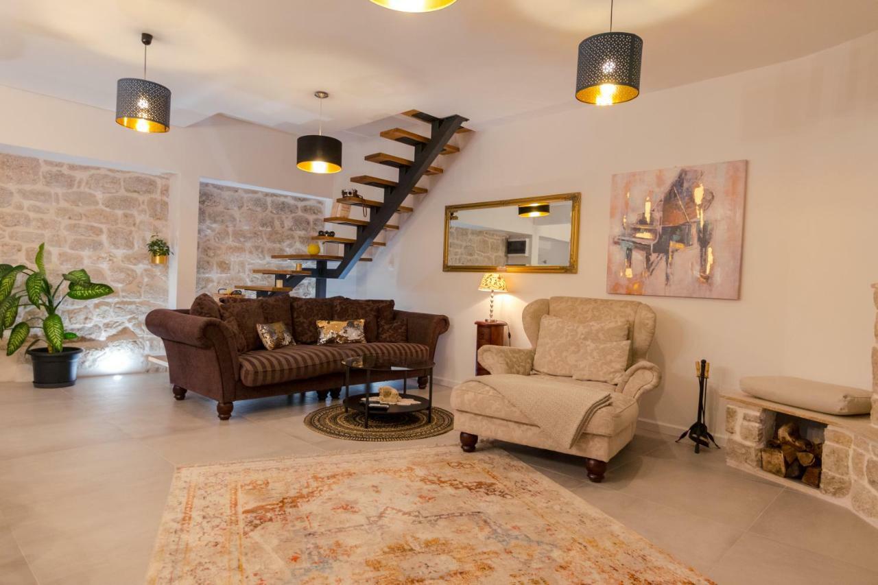 Villa O'Zrna Klis Екстериор снимка