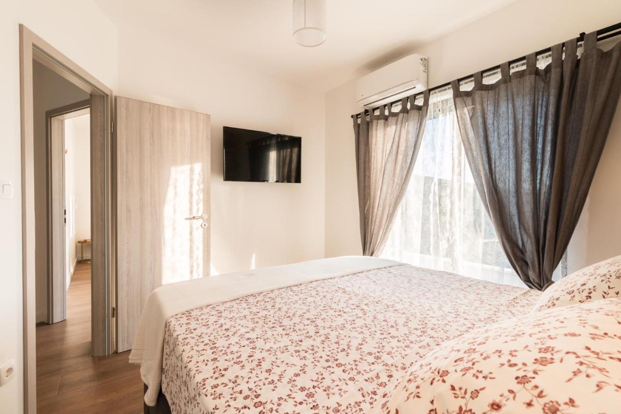 Villa O'Zrna Klis Екстериор снимка